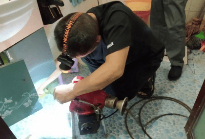 怎么寻找专业管道疏通师傅？