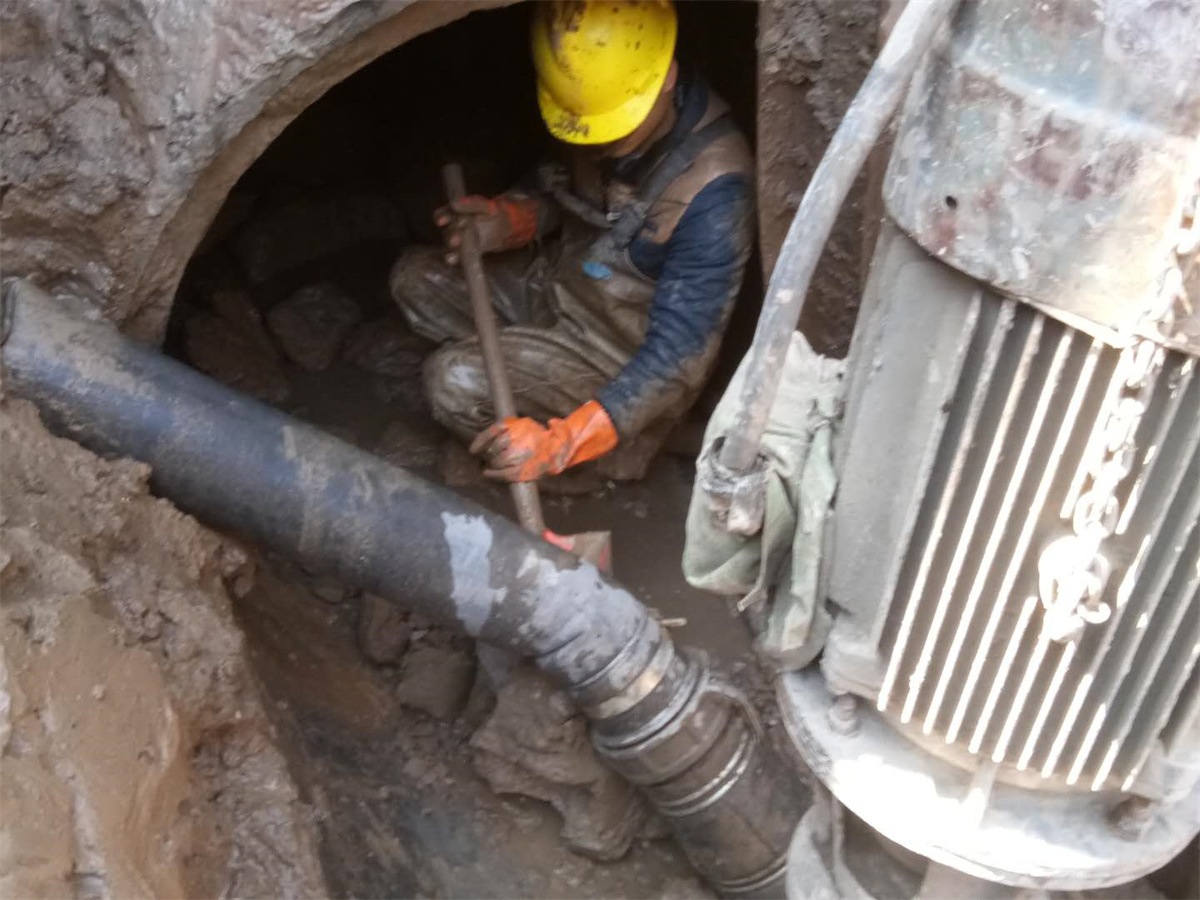 市政雨污管道清淤 (4).jpg